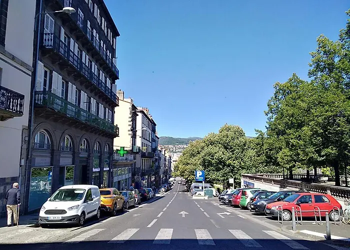 Apartamento Le Petit Loft De Saint Herem Clermont-Ferrand